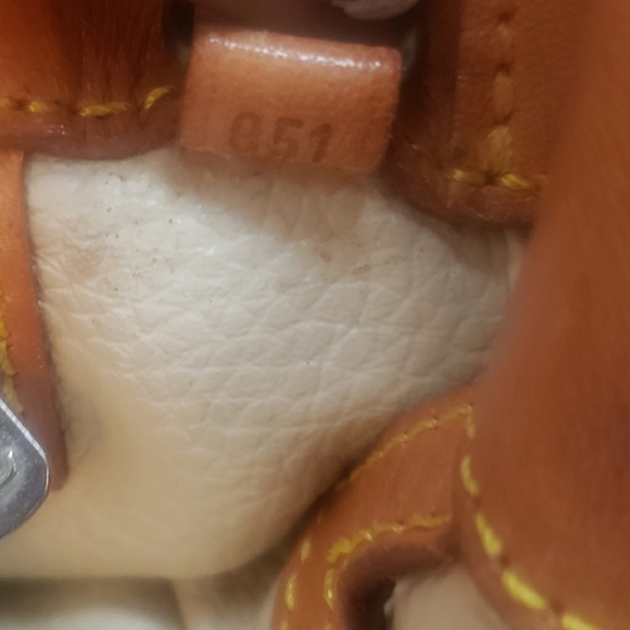 COPY - Authentic Louis Vuitton Petite Bucket SOLD - Picture 4 of 4